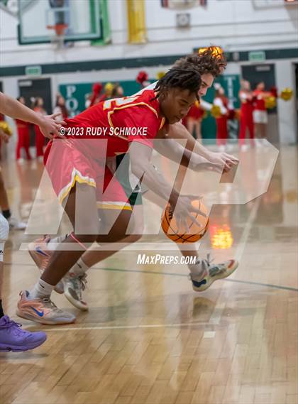Thumbnail 1 in Mt. Carmel @ Poway photogallery.