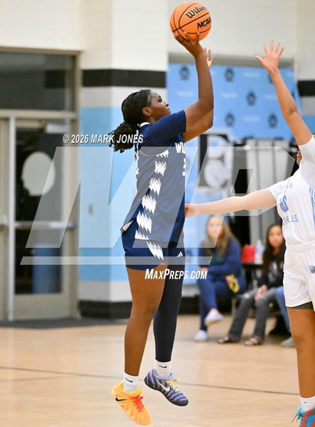 Willow Canyon vs. Estrella Foothills (Wolves Holiday Classic Tournament)