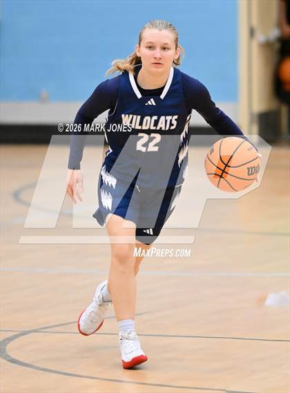 Thumbnail 2 in Willow Canyon vs. Estrella Foothills (Wolves Holiday Classic Tournament) photogallery.