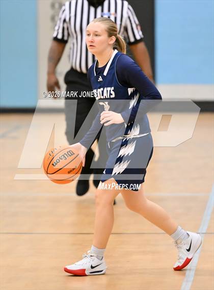 Thumbnail 3 in Willow Canyon vs. Estrella Foothills (Wolves Holiday Classic Tournament) photogallery.