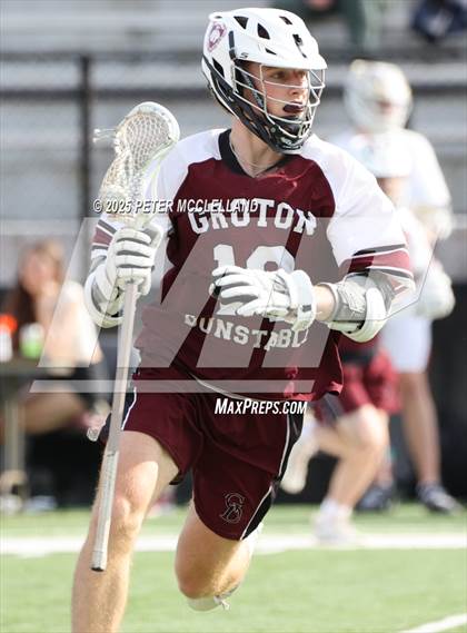 Thumbnail 3 in Groton-Dunstable vs Newburyport (MIAA Division 3 Round of 32) photogallery.
