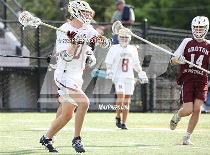 Thumbnail 1 in Groton-Dunstable vs Newburyport (MIAA Division 3 Round of 32) photogallery.