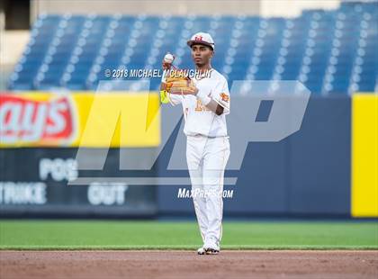 Thumbnail 2 in Monroe Campus vs. Grand Street Campus (PSAL Section 12 AAA Final) photogallery.