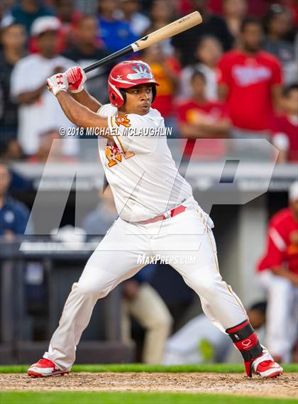 Thumbnail 2 in Monroe Campus vs. Grand Street Campus (PSAL Section 12 AAA Final) photogallery.