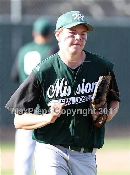 Thumbnail 1 in Mission San Jose @ De La Salle (CIF NCS D1 Playoffs) photogallery.