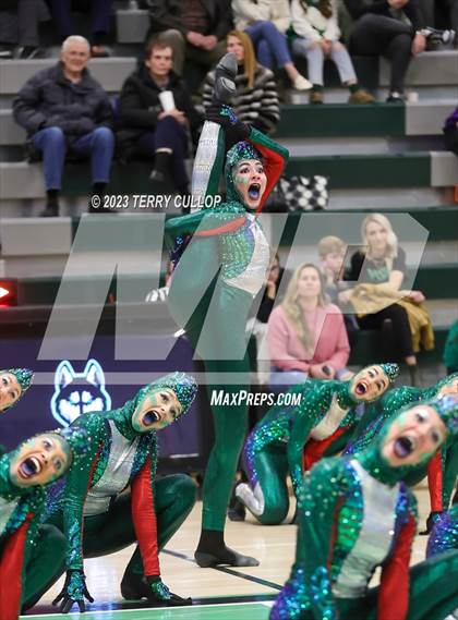 Thumbnail 2 in Hillcrest photogallery.