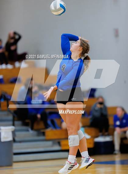 Thumbnail 2 in Benson @ Papillion-LaVista South photogallery.
