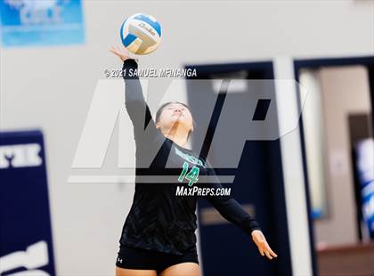 Thumbnail 1 in Benson @ Papillion-LaVista South photogallery.