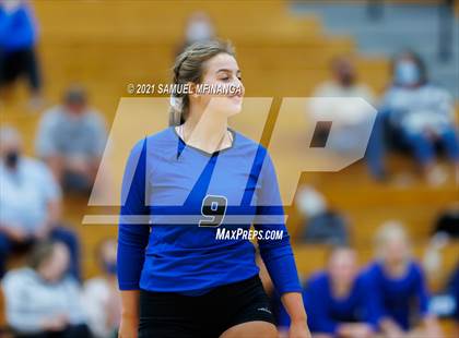 Thumbnail 1 in Benson @ Papillion-LaVista South photogallery.