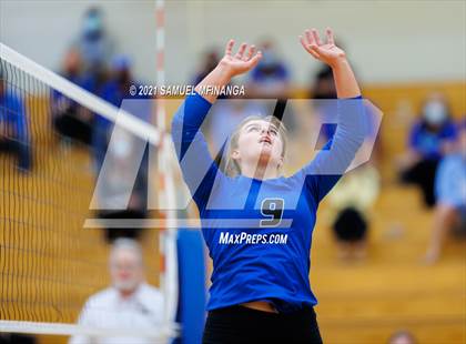 Thumbnail 1 in Benson @ Papillion-LaVista South photogallery.