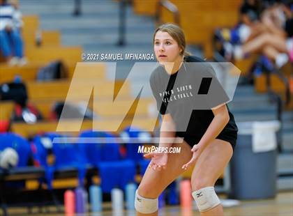 Thumbnail 1 in Benson @ Papillion-LaVista South photogallery.