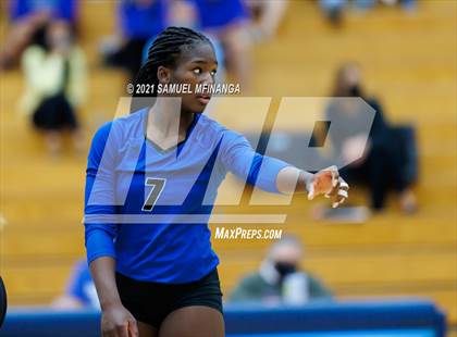 Thumbnail 1 in Benson @ Papillion-LaVista South photogallery.