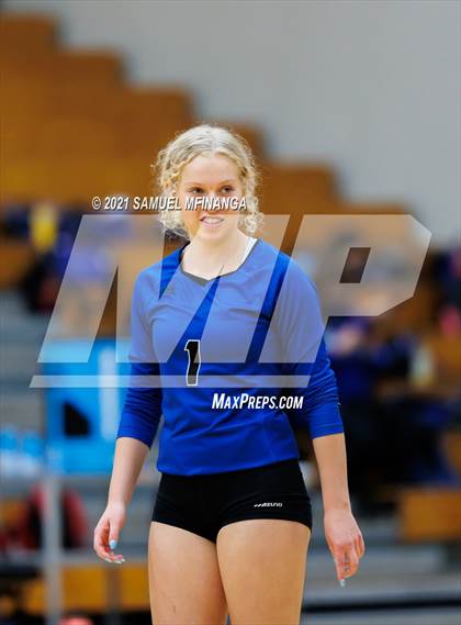 Thumbnail 2 in Benson @ Papillion-LaVista South photogallery.
