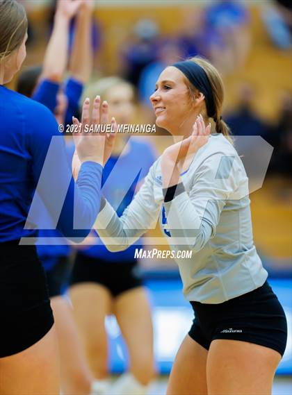 Thumbnail 2 in Benson @ Papillion-LaVista South photogallery.