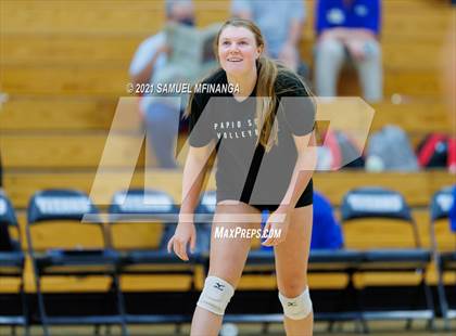 Thumbnail 1 in Benson @ Papillion-LaVista South photogallery.