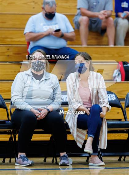 Thumbnail 1 in Benson @ Papillion-LaVista South photogallery.