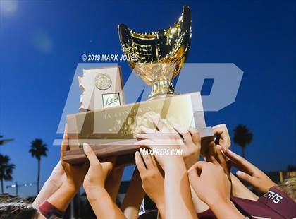 Thumbnail 3 in Superior vs. Ray (AIA 1A Final - Awards) photogallery.