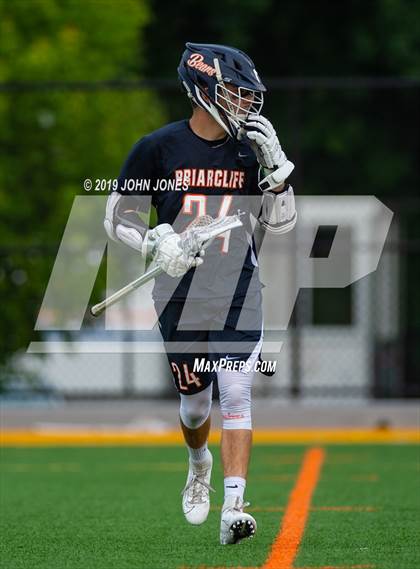 Thumbnail 3 in Briarcliff vs. Mattituck (NYSPHSAA Class D Semifinal) photogallery.