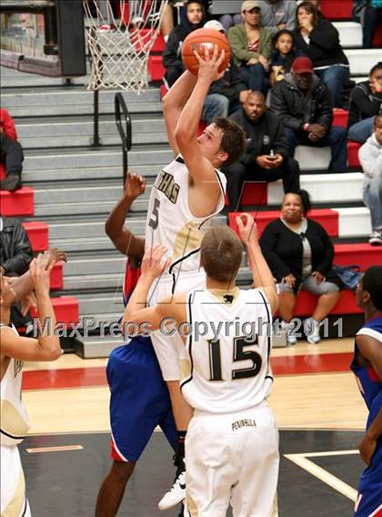 Thumbnail 2 in Palos Verdes Peninsula vs. Washington (Westchester Classic) photogallery.