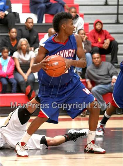 Thumbnail 3 in Palos Verdes Peninsula vs. Washington (Westchester Classic) photogallery.
