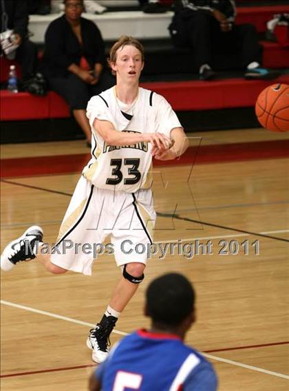 Thumbnail 3 in Palos Verdes Peninsula vs. Washington (Westchester Classic) photogallery.