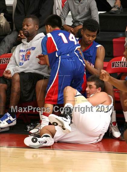 Thumbnail 1 in Palos Verdes Peninsula vs. Washington (Westchester Classic) photogallery.