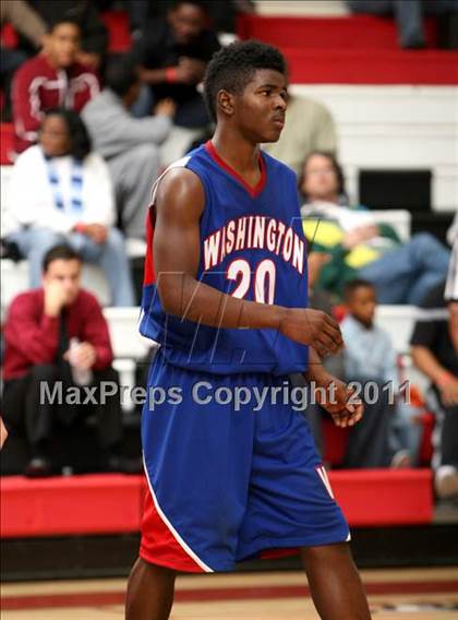 Thumbnail 2 in Palos Verdes Peninsula vs. Washington (Westchester Classic) photogallery.