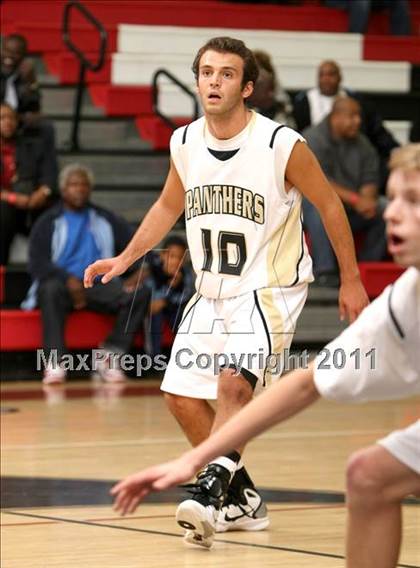 Thumbnail 3 in Palos Verdes Peninsula vs. Washington (Westchester Classic) photogallery.
