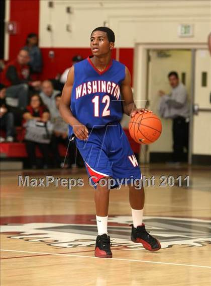 Thumbnail 2 in Palos Verdes Peninsula vs. Washington (Westchester Classic) photogallery.