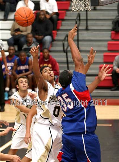 Thumbnail 3 in Palos Verdes Peninsula vs. Washington (Westchester Classic) photogallery.