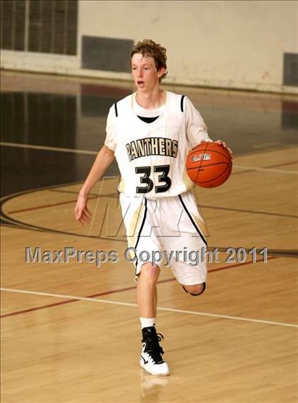 Thumbnail 2 in Palos Verdes Peninsula vs. Washington (Westchester Classic) photogallery.