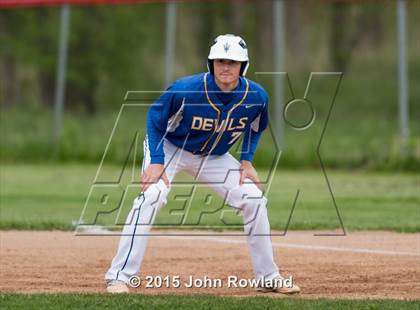 Thumbnail 2 in Gurnee Warren @ Deerfield photogallery.