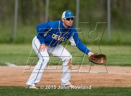 Thumbnail 1 in Gurnee Warren @ Deerfield photogallery.