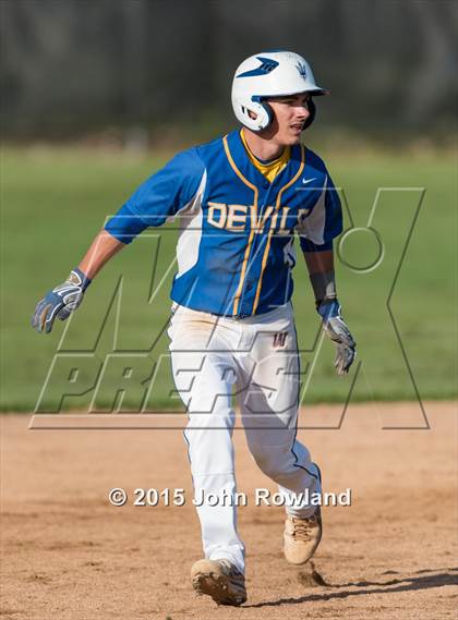 Thumbnail 1 in Gurnee Warren @ Deerfield photogallery.