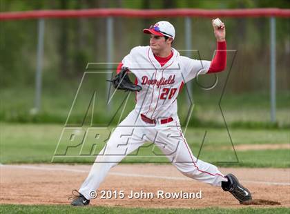 Thumbnail 3 in Gurnee Warren @ Deerfield photogallery.