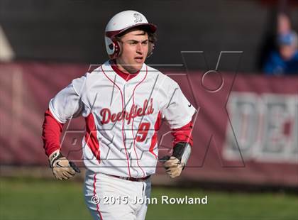 Thumbnail 3 in Gurnee Warren @ Deerfield photogallery.