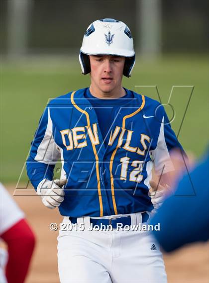 Thumbnail 2 in Gurnee Warren @ Deerfield photogallery.