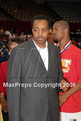 Thumbnail 1 in Westchester vs. Taft (LA City Championship Division - Awards) photogallery.