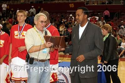 Thumbnail 2 in Westchester vs. Taft (LA City Championship Division - Awards) photogallery.