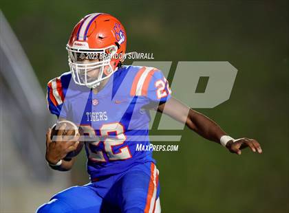 Thumbnail 1 in Calera @ Chilton County photogallery.