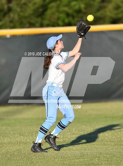 Thumbnail 2 in Johnson vs Brennan (UIL 6A Bi District) photogallery.