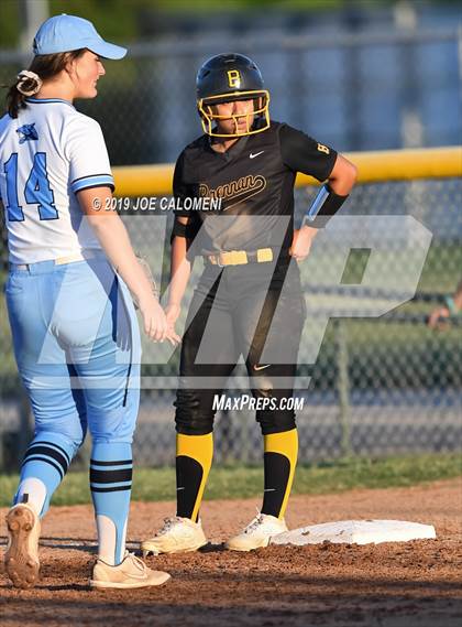 Thumbnail 3 in Johnson vs Brennan (UIL 6A Bi District) photogallery.