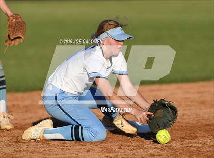 Thumbnail 2 in Johnson vs Brennan (UIL 6A Bi District) photogallery.