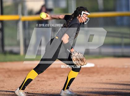 Thumbnail 3 in Johnson vs Brennan (UIL 6A Bi District) photogallery.