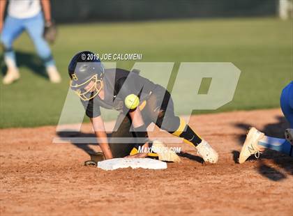 Thumbnail 1 in Johnson vs Brennan (UIL 6A Bi District) photogallery.