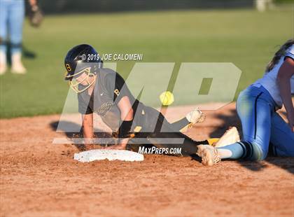 Thumbnail 3 in Johnson vs Brennan (UIL 6A Bi District) photogallery.