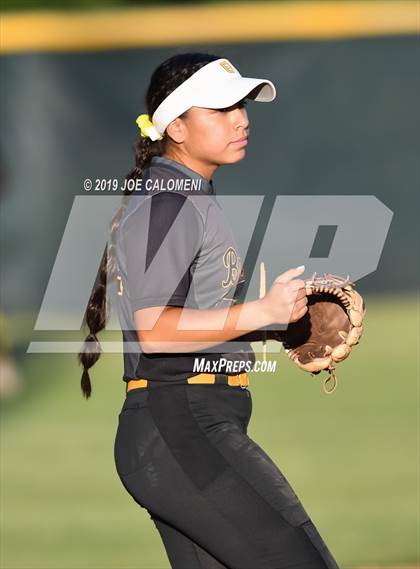 Thumbnail 3 in Johnson vs Brennan (UIL 6A Bi District) photogallery.