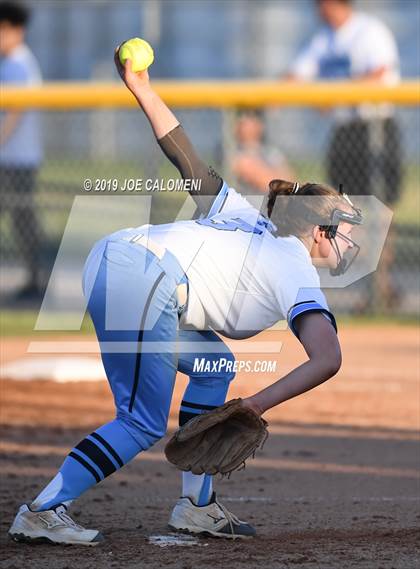 Thumbnail 2 in Johnson vs Brennan (UIL 6A Bi District) photogallery.