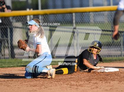 Thumbnail 3 in Johnson vs Brennan (UIL 6A Bi District) photogallery.