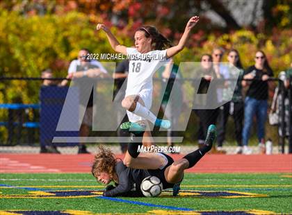 Thumbnail 3 in Seaford vs. Babylon (Long Island Class B Final) photogallery.